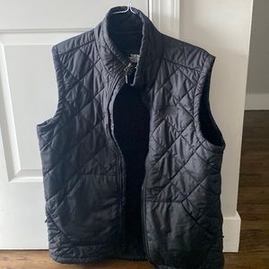 North Face Quilted black zip up vest- men’s XL